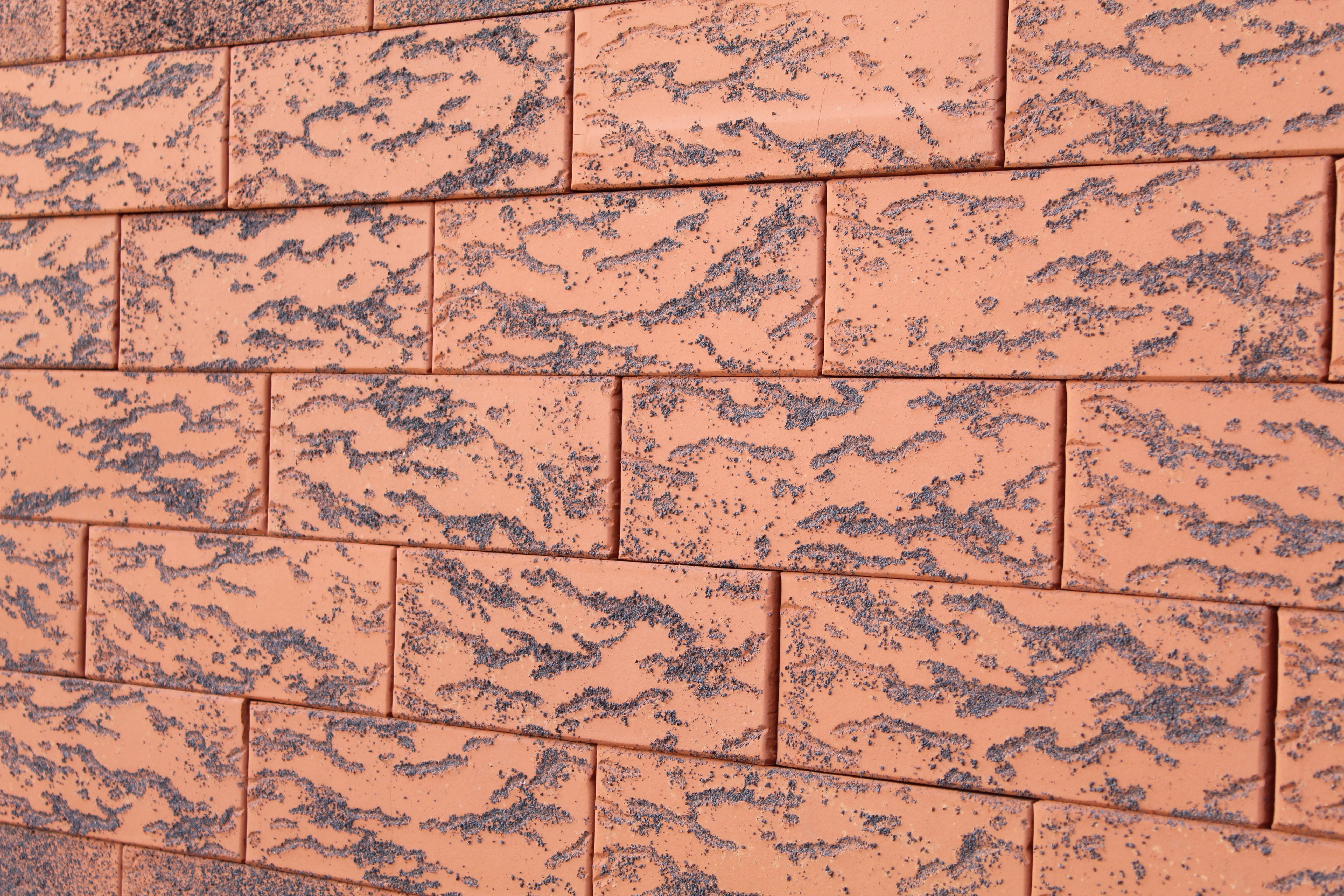 Белебеевский кирпич лицевой 1.4НФ Флеш Гранат рустик Белебеевский кирпич лицевой 1.4НФ Флеш Гранат рустик